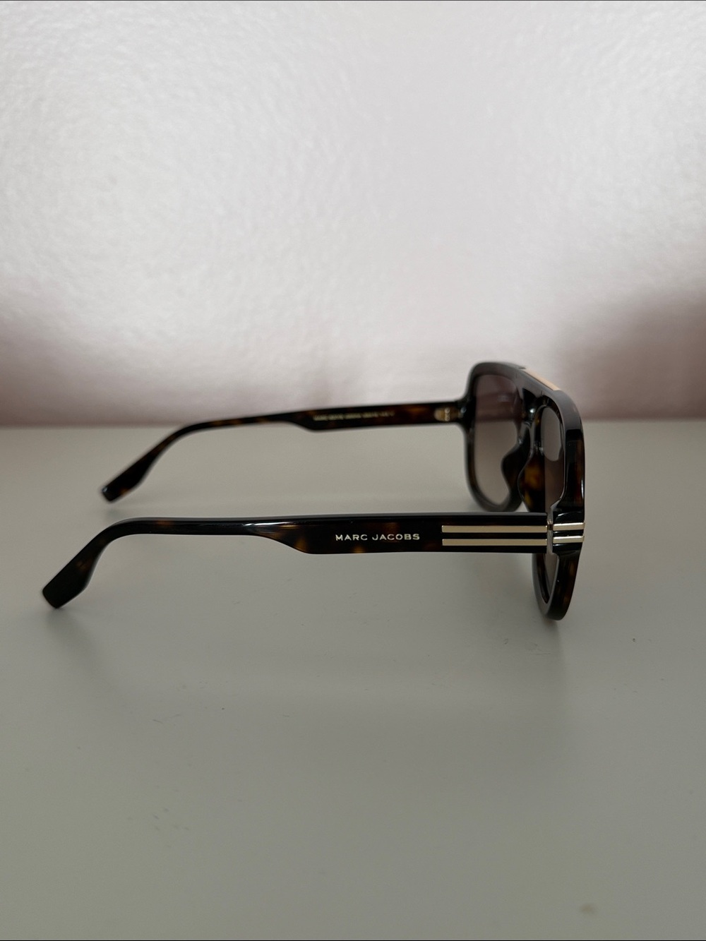 Women’s Marc Jacob’s aviator’s - Picture 2 of 6